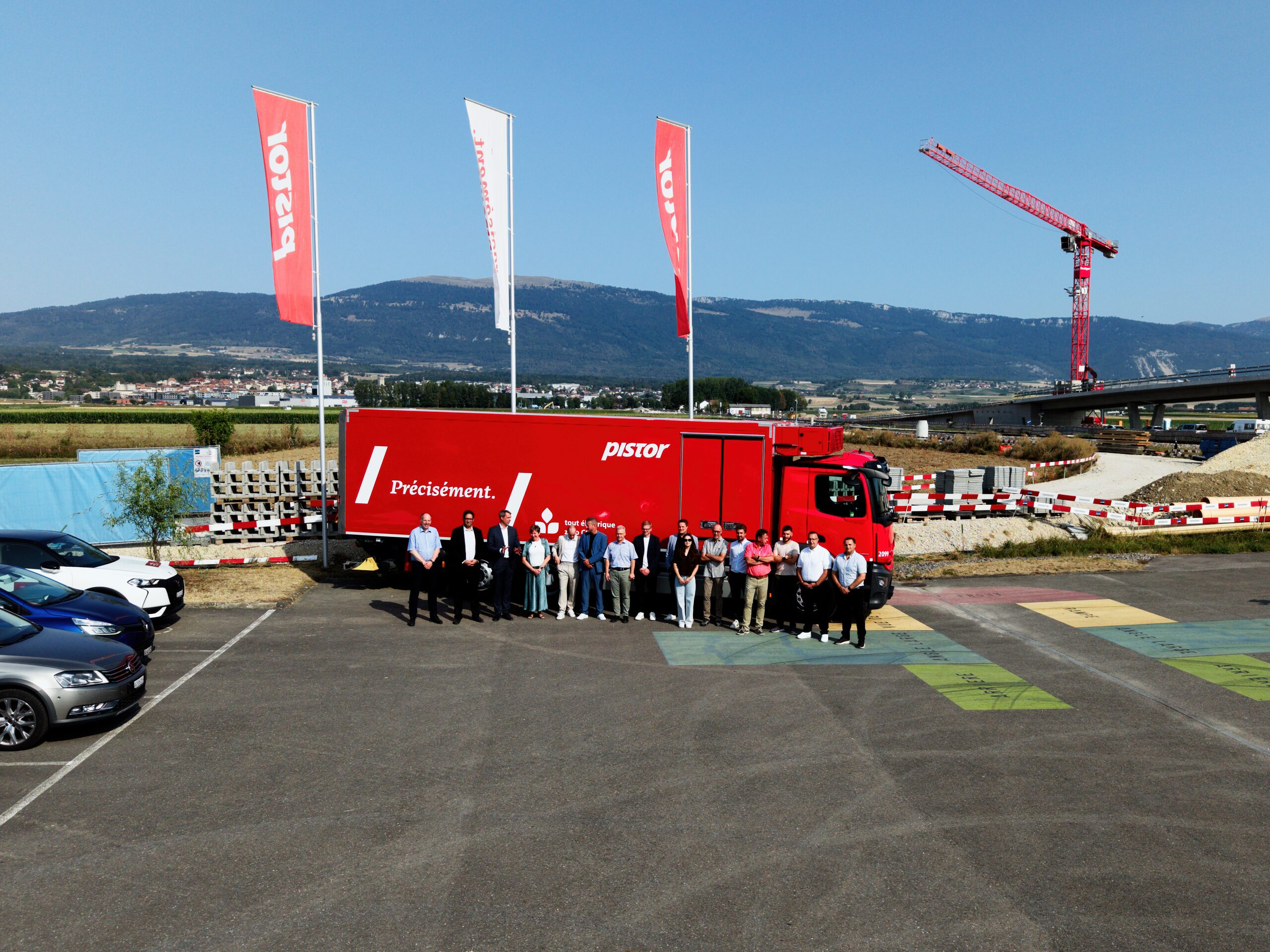 Pose de la première pierre du centre de distribution Pistor à Chavornay